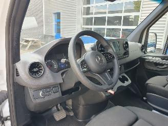 Mercedes Sprinter 317 1.9 CDI L2H2 RWD picture 20