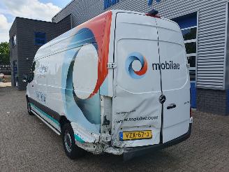 Mercedes Sprinter 317 1.9 CDI L2H2 RWD picture 3