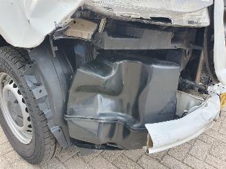 Mercedes Sprinter 317 1.9 CDI L2H2 RWD picture 13