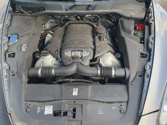Porsche Cayenne 4.8 S automaat picture 10