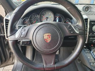 Porsche Cayenne 4.8 S automaat picture 19