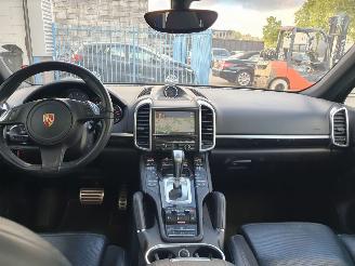 Porsche Cayenne 4.8 S automaat picture 18