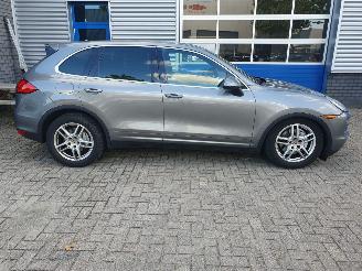 Porsche Cayenne 4.8 S automaat picture 6