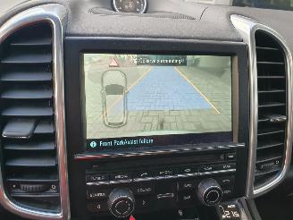 Porsche Cayenne 4.8 S automaat picture 25