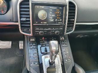 Porsche Cayenne 4.8 S automaat picture 23