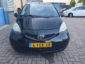 Toyota Aygo 1.0-12V picture 8