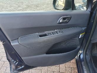 Peugeot 5008 1.6 THP Allure 7 persoons picture 13