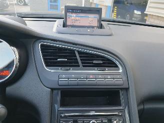 Peugeot 5008 1.6 THP Allure 7 persoons picture 20