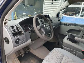 Volkswagen Transporter 2.5 TDI 340 Comfortline DC picture 14