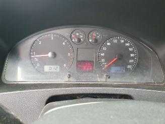 Volkswagen Transporter 2.5 TDI 340 Comfortline DC picture 18