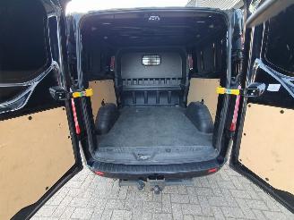 Ford Transit Custom 300 2.0 TDCI L2H1 Limited DC picture 10
