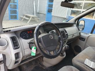 Nissan Primastar 2.0 dCi 350L DC picture 12