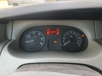 Nissan Primastar 2.0 dCi 350L DC picture 17
