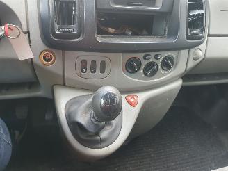 Nissan Primastar 2.0 dCi 350L DC picture 19