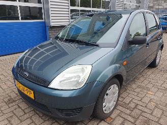 Voiture accidenté Ford Fiesta 1.3 Ambiente schadevrij 2002/9