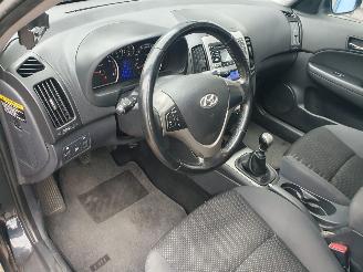 Hyundai I-30 CW 1.4i Blue Dynamic picture 11