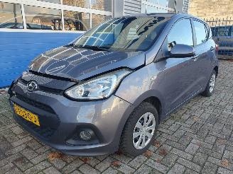 skadebil auto Hyundai I-10 1.0i i-Motion Comfort 2016/7