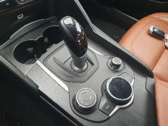 Alfa Romeo Giulia 2.0T Super Automaat picture 24