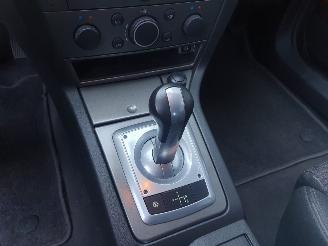 Opel Vectra GTS 1.8-16V Executive Automaat picture 18