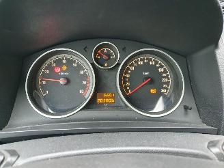 Opel Zafira 1.6 Cosmo 7 Persoons picture 15