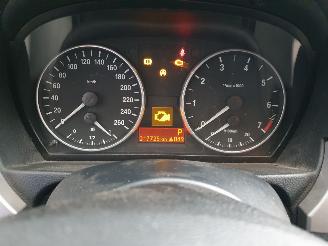 BMW 3-serie 320i High Executive Automaat Schadevrij picture 17