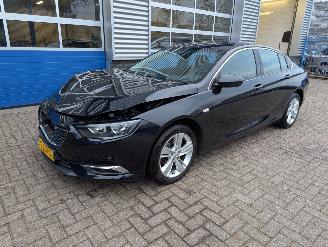Schadeauto Opel Insignia GRAND SPORT 1.5 Turbo Business Executive Automaat 2019/3