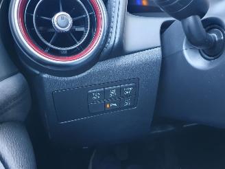 Mazda CX-3 2.0 SkyActiv-G 120 SkyLease GT picture 21