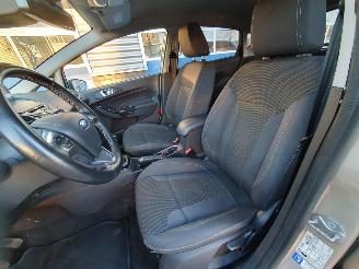 Ford Fiesta 1.0 EcoBoost Titanium picture 11