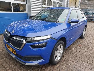 krockskadad bil auto Skoda Kamiq 1.0 TSI Sport Business Automaat 2023/12