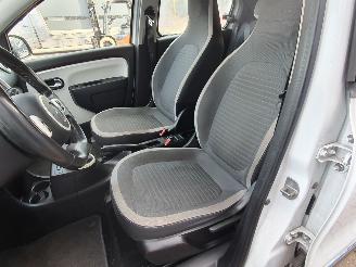 Renault Twingo 1.0 SCe Dynamique picture 14