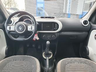 Renault Twingo 1.0 SCe Dynamique picture 16