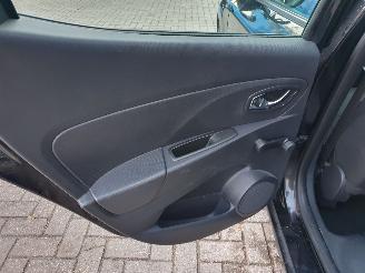 Renault Clio 0.9 TCe Expression picture 18