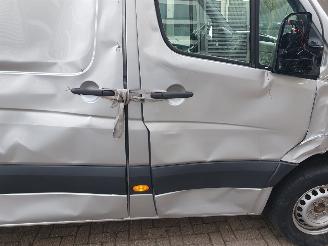 Mercedes Sprinter 416 2.2 CDI 366 HD picture 11