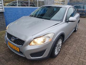 Damaged car Volvo C-30 1.6 Kinetic 2010/4