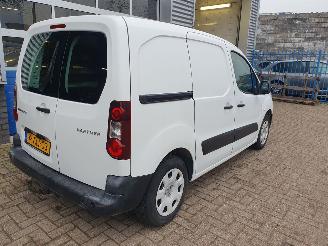 Peugeot Partner 120 1.6 e-HDI L1 XT Profit + 2Tronic Automaat Schadevrij picture 6