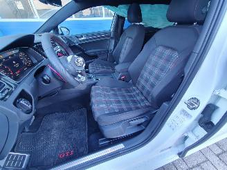 Volkswagen Golf 2.0 TSI GTI Performance Business Automaat picture 18