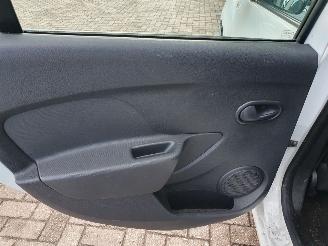 Dacia Logan MCV 0.9 TCe Prestige picture 12