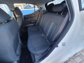 Hyundai I-10 1.0 comfort picture 25