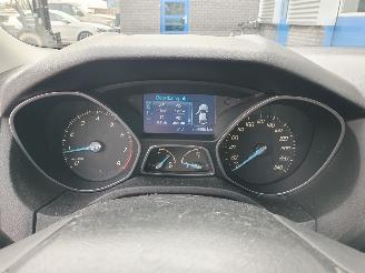 Ford Focus 1.0 EcoBoost Lease Trend picture 16