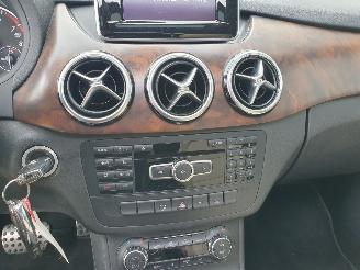 Mercedes B-klasse 180 Prestige Automaat picture 19