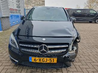 Mercedes B-klasse 180 Prestige Automaat picture 9