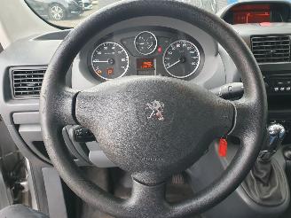 Peugeot Expert AUTOMAAT BUSINESS VAN 229 2.0 HDI L2H1 DC Profit+ picture 16