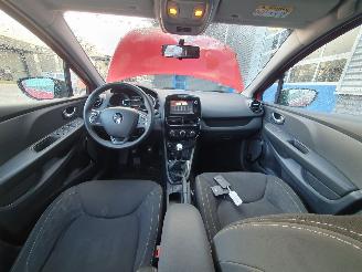 Renault Clio 0.9 TCe Limited picture 15