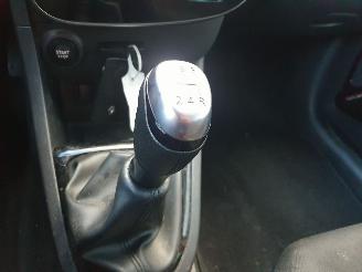 Renault Clio 0.9 TCe Limited picture 21