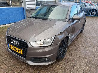 uszkodzony samochody osobowe Audi A1 SPORTBACK 1.0 TFSI Sport Pro Line S 2016/1
