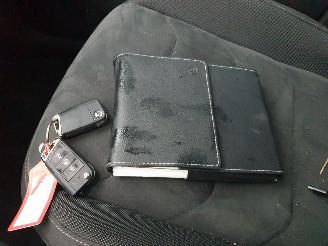 Volkswagen Tiguan 1.4 TSI Comfortline Business R-line picture 30