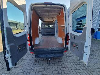 Volkswagen Crafter 35 2.0 TDI L2H3 picture 6