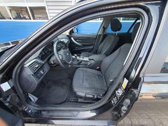 BMW 3-serie 316i Touring picture 16