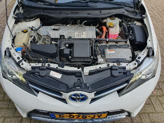 Toyota Auris 1.8 Hybrid Lease picture 9
