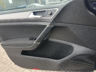 Volkswagen Golf 1.0 TSI Automaat Connected Series picture 11